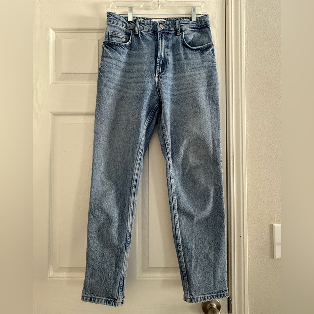 Zara Light Blue Women's Straight Jeans